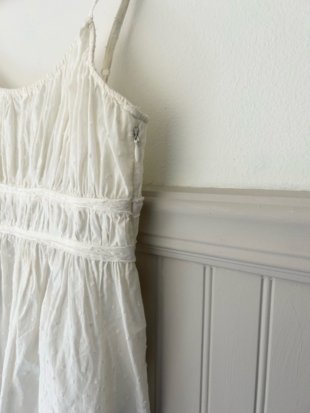 H&M Size 10 Ivory Eyelet 100% Cotton Spaghetti Strap Tank Top - Picture 4 of 10